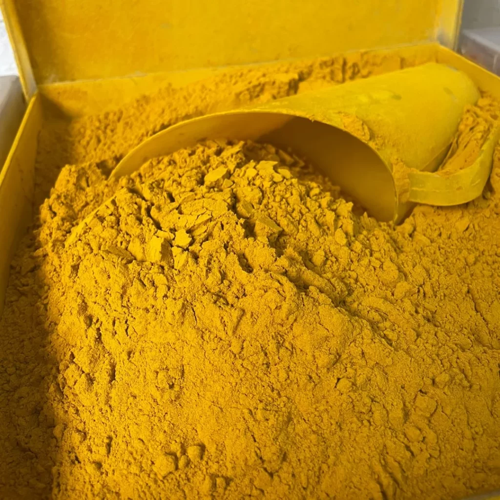 açafrão puro (cúrcuma)